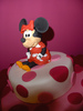 a minnie mouse cake!